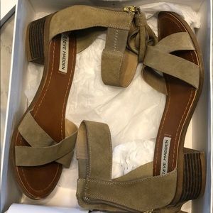 Steve Madden Ronnda Taupe Suede Ankle Strap sandal